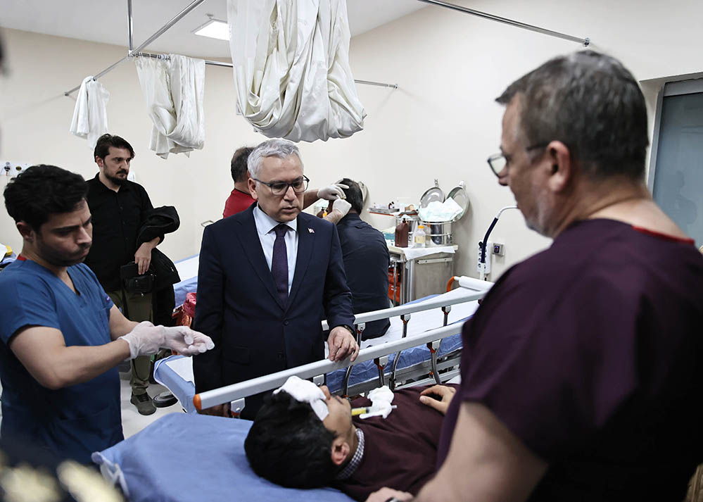 Vali Yılmaz Şimşek, Kaza Yerinde İncelemede Bulundu